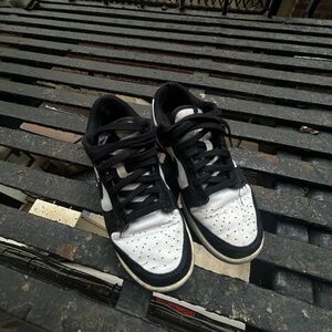 Nike Panda Dunk Size 6Y Low Retro White Black Panda